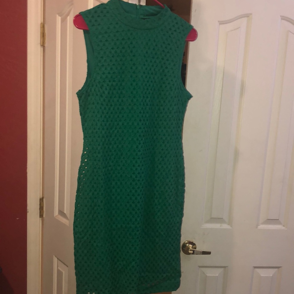 Sharagano cocktail dress , beautiful vibrant green